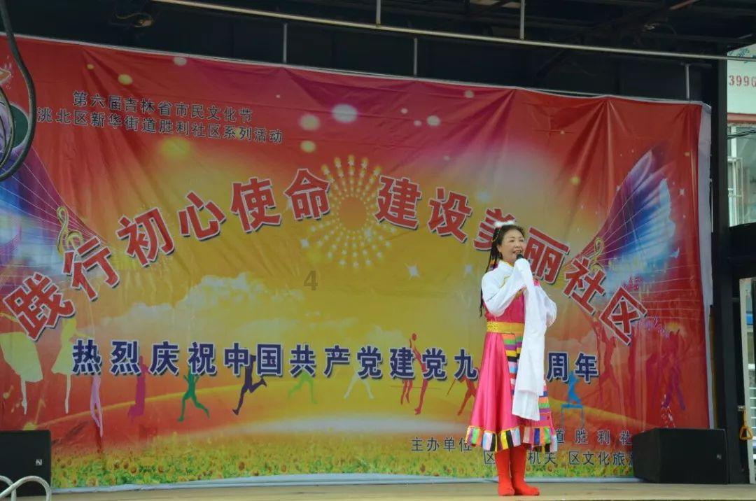 他公开跟英国政府唱反调！